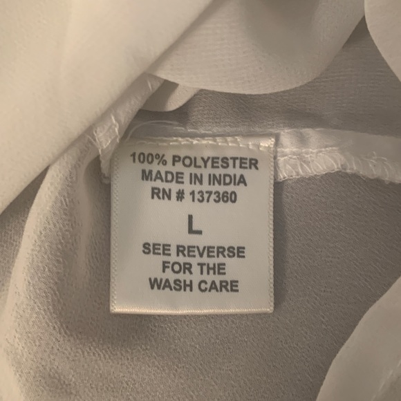 🥰 Live 4 Truth White Sleeveless Lace w/ Necktie - Picture 7 of 15